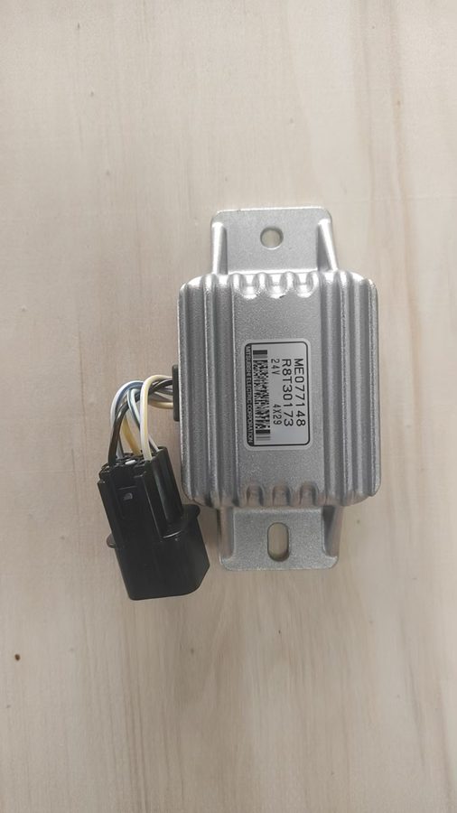 Safety Relay VAME077148 Kobelco part