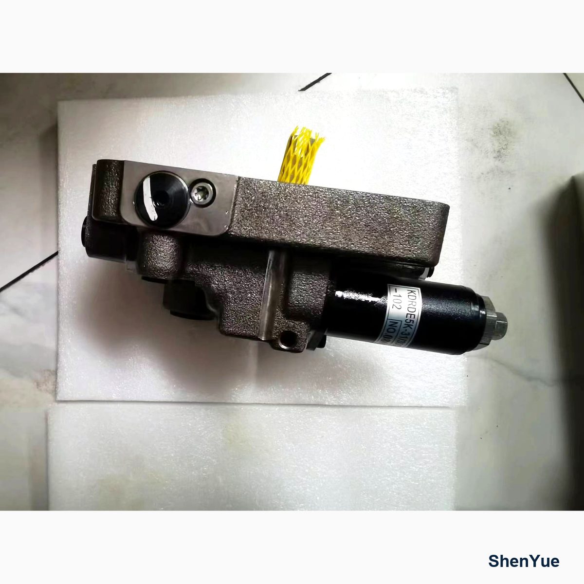 Regulator Assy photo 2