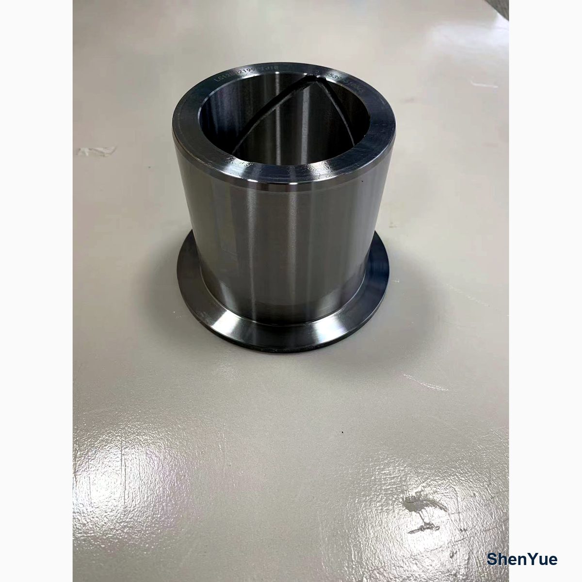 Bushing photo 1