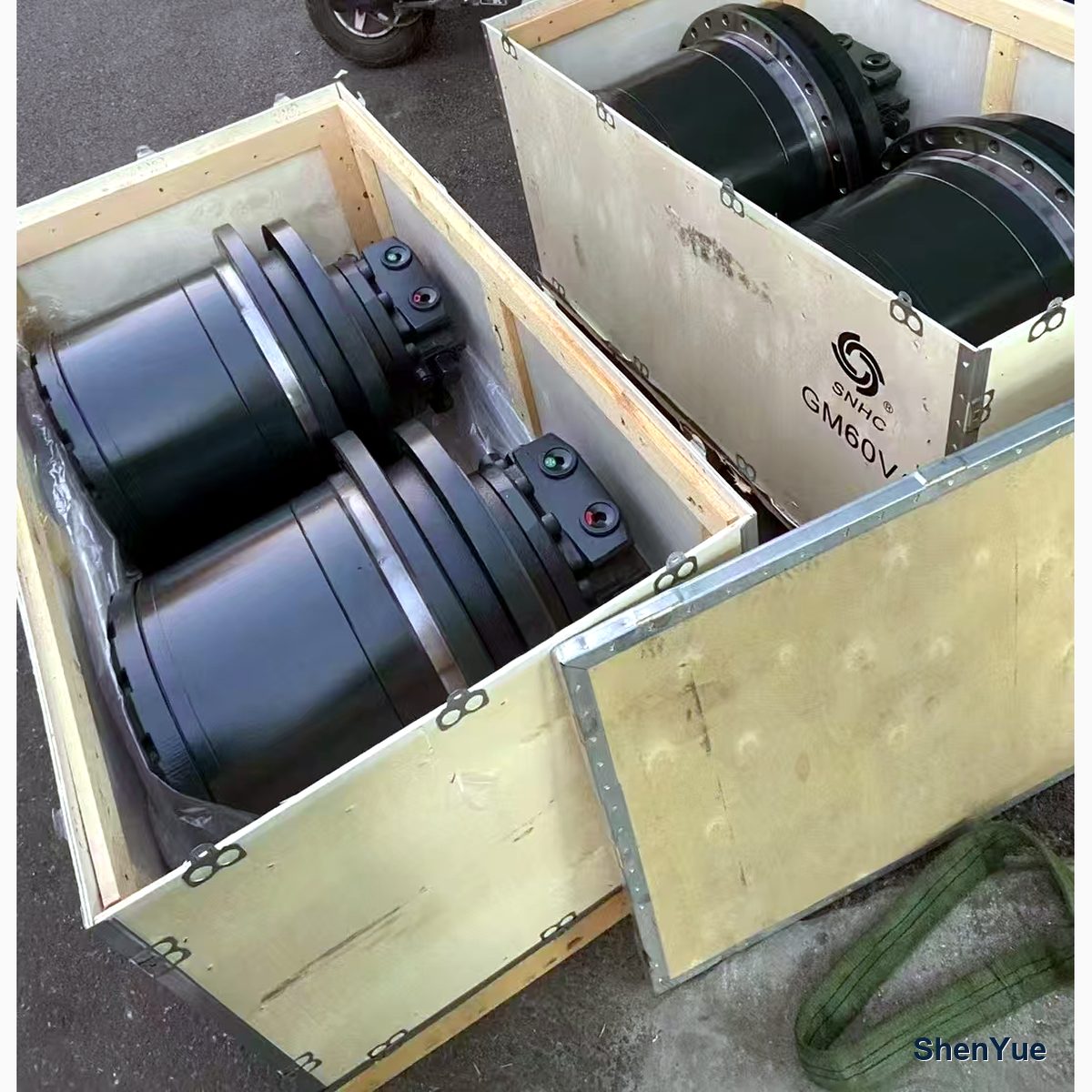 Travel Motor Assy photo 2