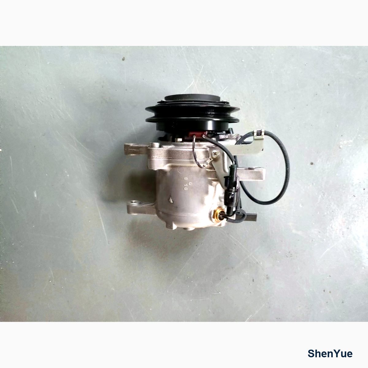 Air Conditioner Compressor photo 1