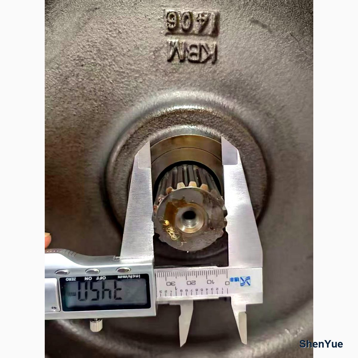 Swing Motor Assy for SK250-10 photo 1