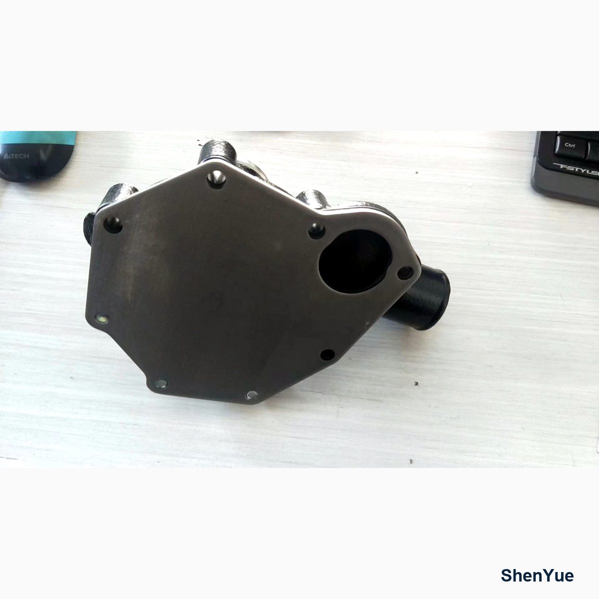 Water Pump VA32K4500010 Kobelco part — real photo from our Guangzhou warehouse