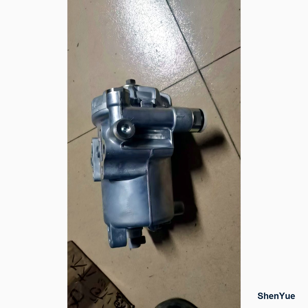 Fuel Filter Assy photo 2