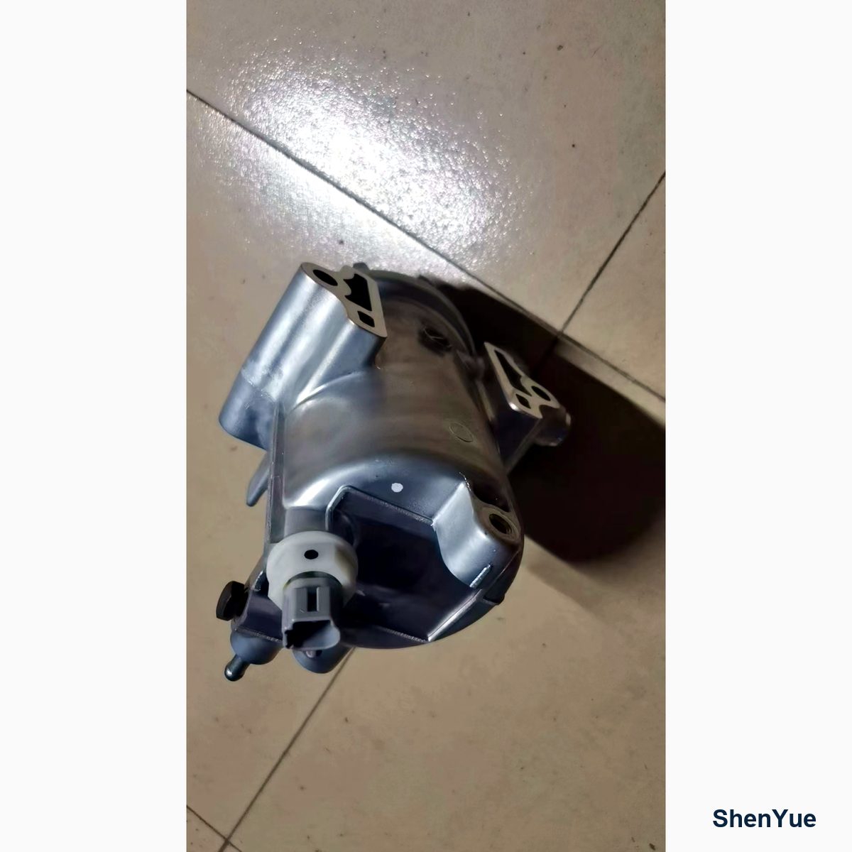 Fuel Filter Assy photo 3