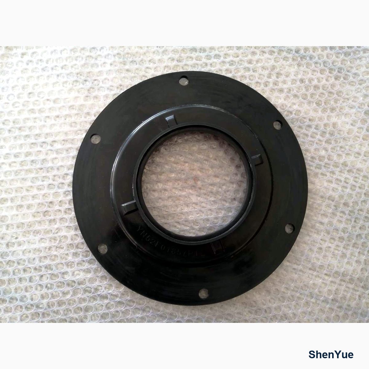 Swivel Joint Center Seal Cover photo 1