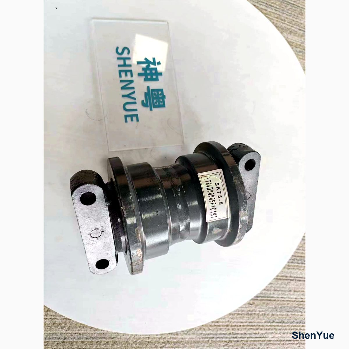 Bottom Roller photo 2